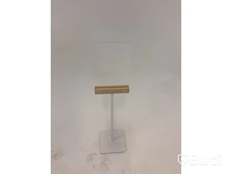 6 st. Skyltar på stativ, två olika modeller