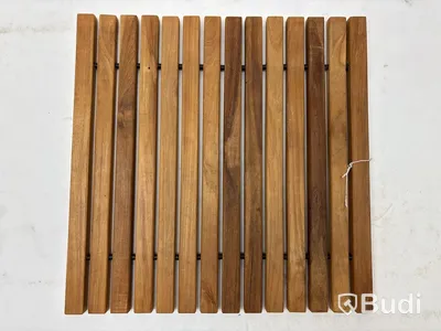 11 st. Badrummsmattor Cinas Teak 40x40 cm. Ord. pris inkl. moms: ca 125 kr.