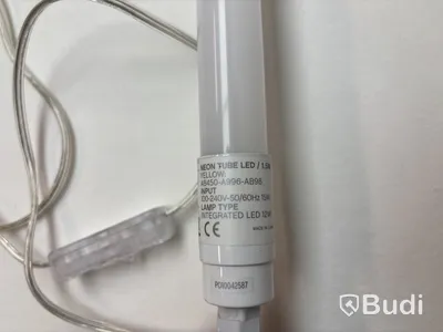 Lysrör Hay Neon tube led, gul. Ord. pris inkl. moms: ca 819 kr.