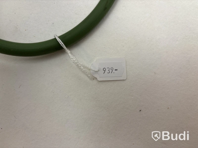 2 st. Lampor Fermob Aplô H24 och Fatboy Bolleke. Ord. pris inkl. moms: ca 1700 kr.