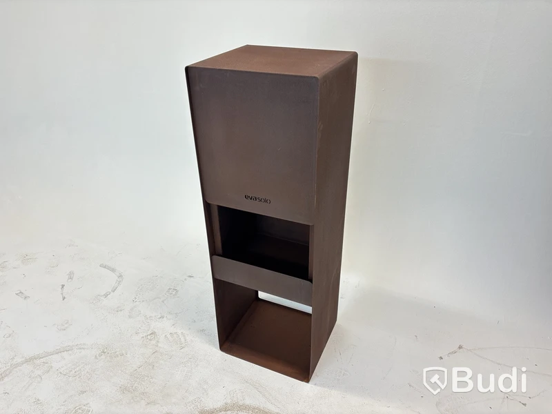 Eldstad Eva solo FireBox garden wood burner. Ord. pris inkl. moms: ca 11 999 kr.