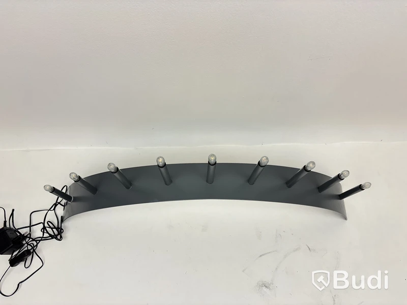 Adventsljusstake SMD Design, Spica bow grå. Ord. pris inkl. moms: ca 3275 kr.