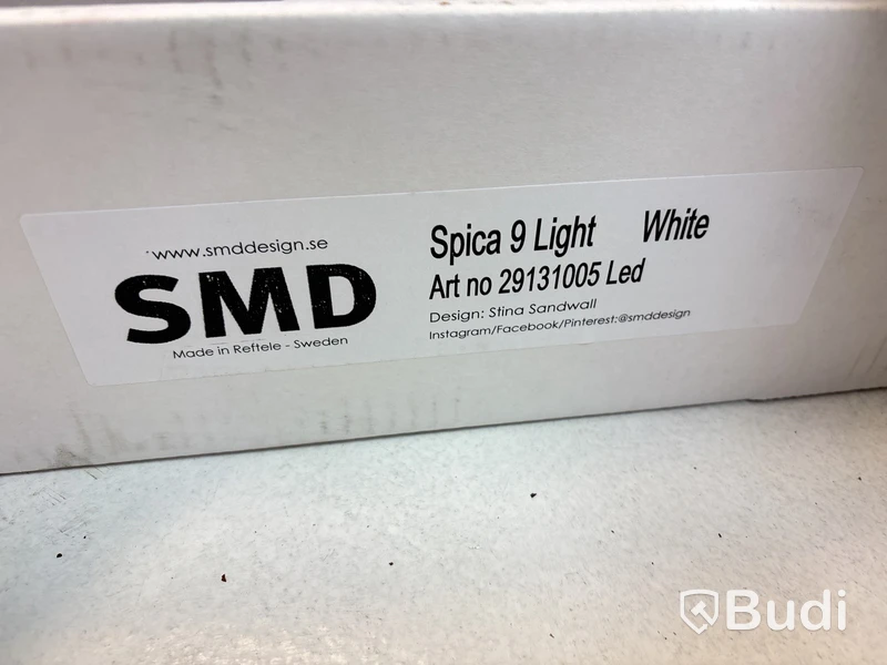 Adventsljusstake SMD Design, spica vit. Ord. pris inkl. moms: ca 2880 kr.