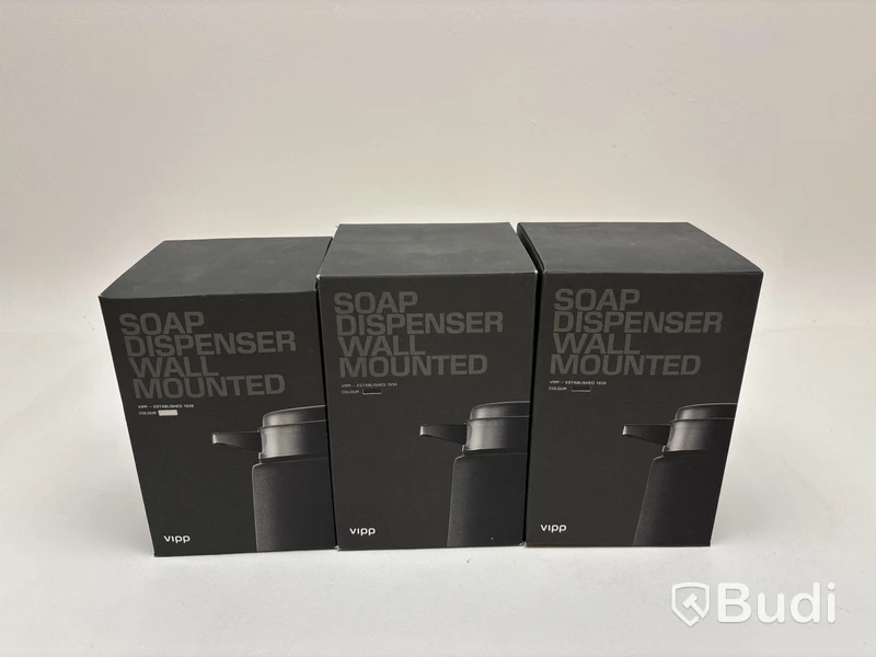 3 st. Tvålpumpar med väggfäste Vipp 9w. Ord. pris inkl. moms: ca 3885 kr.