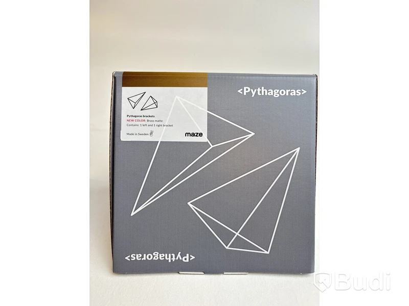 4 st. Konsol Maze Pythagoras, färg brass matt. Totalt ord. pris inkl. moms: ca 990 kr.
