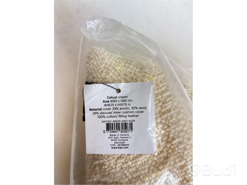 Soffkudde Hay Kräm. Ord. pris inkl. moms: ca 1349 kr.