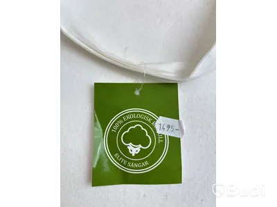 Täcke Elit sängar. Ord. pris inkl. moms: ca 1495 kr.