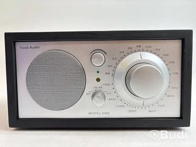Radio Tivoli Audio Model one grå/svart.