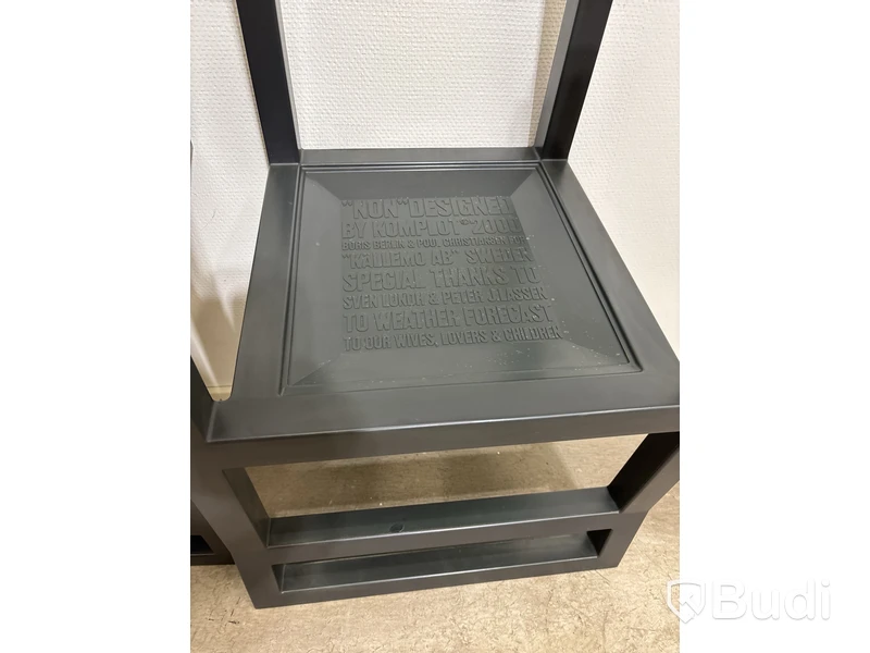 2 st. stolar Källemo Komplot Non, svart. Totalt ord. pris inkl. moms: ca 9900 kr