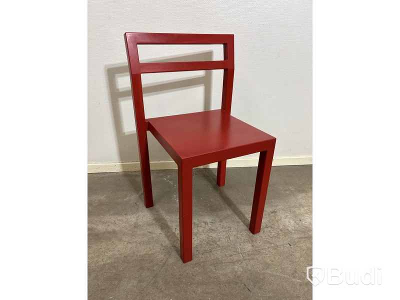 2 st. stolar Källemo Komplot, röd. Totalt ord. pris inkl. moms: ca 9900 kr
