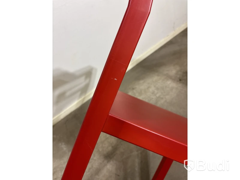 2 st. stolar Källemo Komplot, röd. Totalt ord. pris inkl. moms: ca 9900 kr