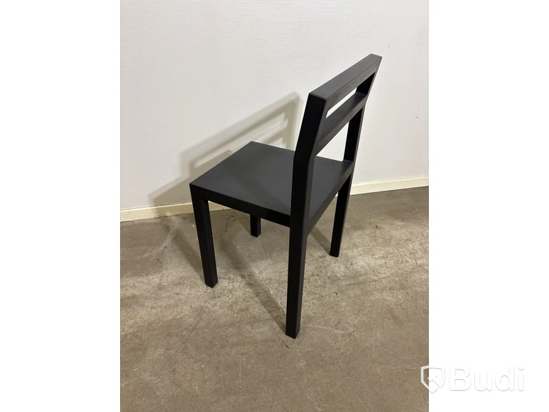 2 st. stolar Källemo Komplot, svart. Totalt ord. pris inkl. moms: ca 9900 kr