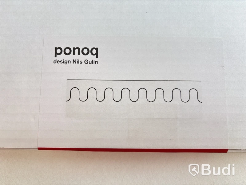 Klädhängare Ponoq. Ord. pris inkl. moms: ca 2440 kr.