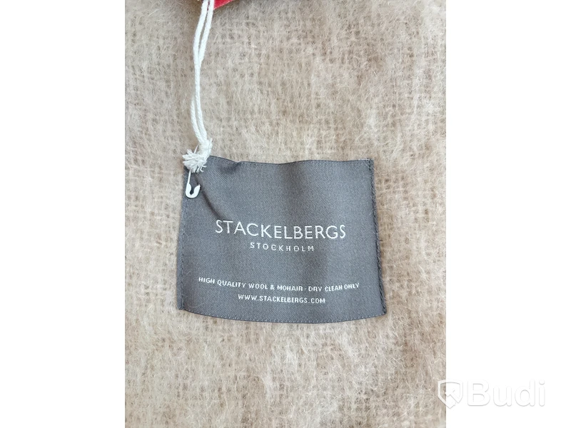 Filt Stackelbergs Mohair. Ord. pris inkl. moms: ca 2395 kr.
