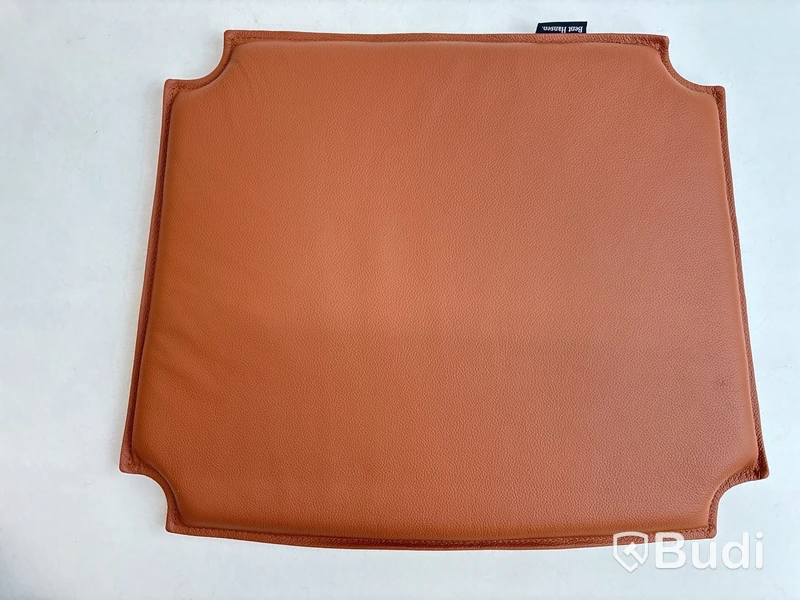 4 st. Sittdynor Bent Hansen. Ord. pris inkl. moms: ca 3200 kr.