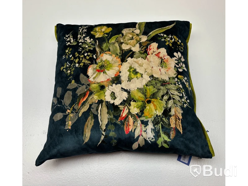 Soffkudde Designers Guld Margaretta Velours Noir, Ord. pris inkl. moms: 2250 kr