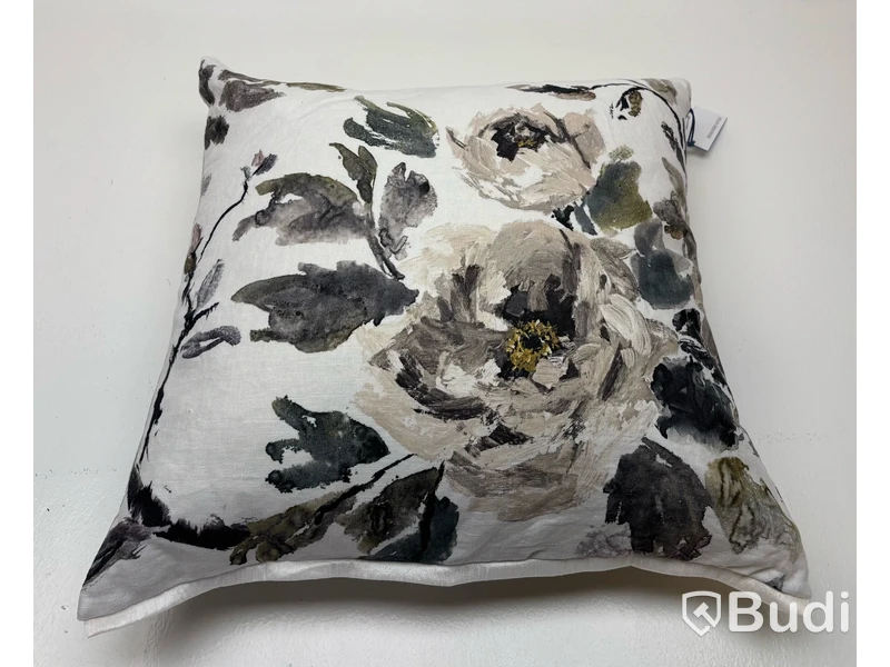 Soffkudde Designers Guld Shanghai Garden ECRU, Ord. pris inkl. moms: 1550 kr