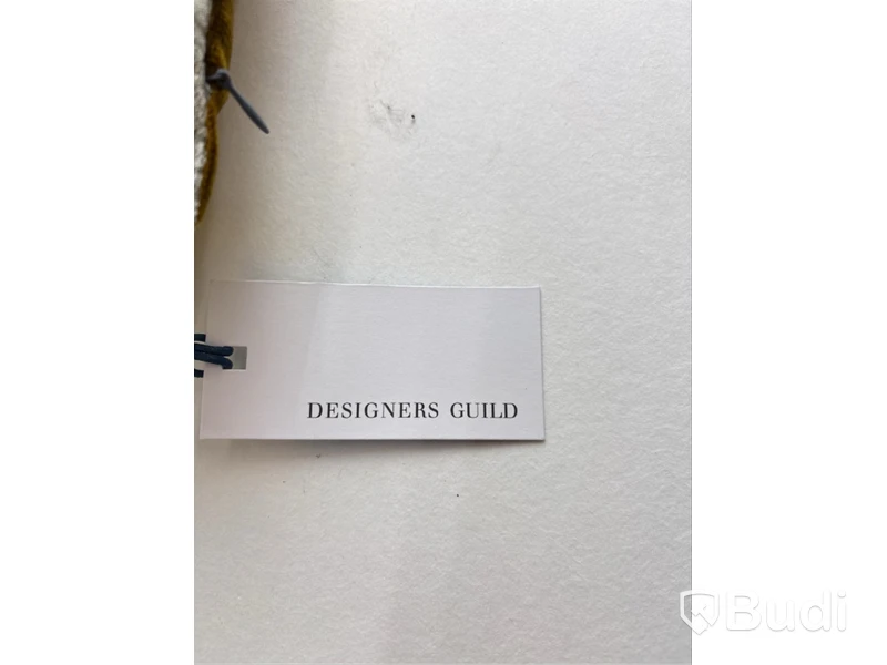 2 st. Soffkuddar Designers Guild Ord. pris inkl. moms: ca 2380 kr.