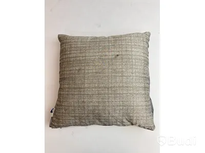 2 st. Soffkuddar Designers Guild Ord. pris inkl. moms: ca 2380 kr.