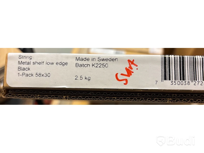 2 st. Hyllplan String, låg kant metall, svart 58x30, Totalt ord. pris inkl. moms: ca 1600 kr