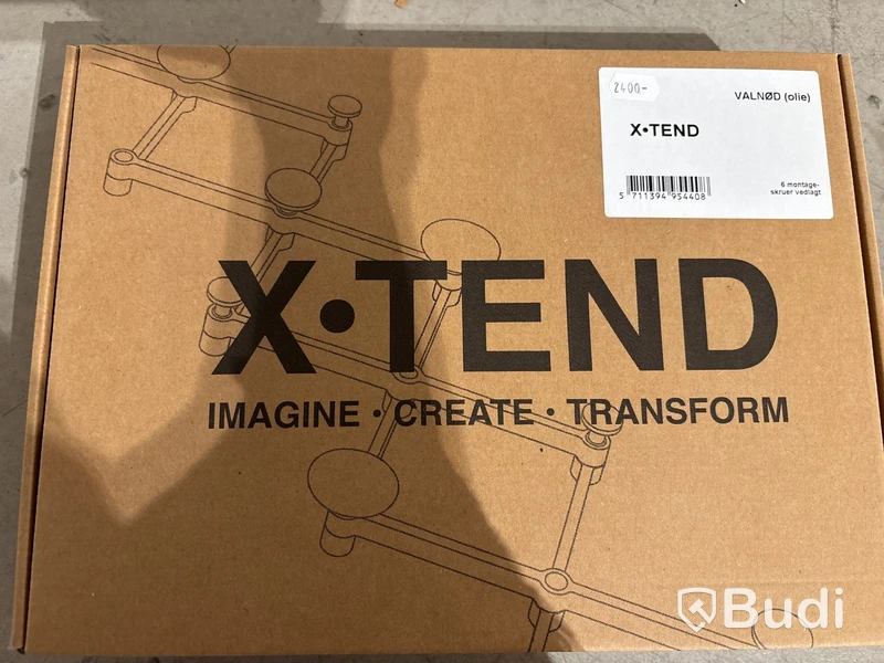 Klädhängare, X-TEND Valnöt - Ord. pris ink. moms ca: 2400 kr