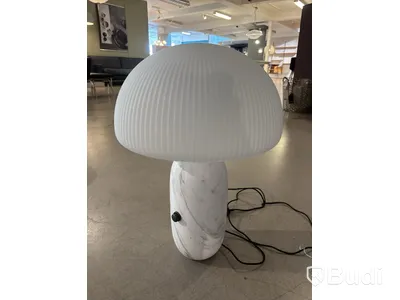 Lampa Vipp. Ord. pris inkl. moms: ca 9995 kr