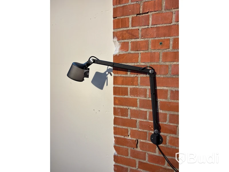 Lampa Vipp, vägghängd. Ord. pris inkl. moms: 4095 kr