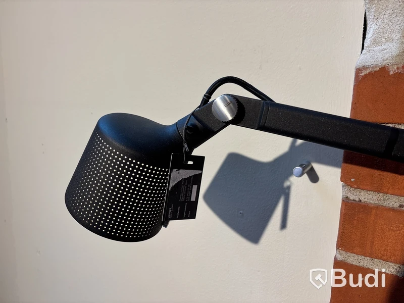 Lampa Vipp, vägghängd. Ord. pris inkl. moms: 4095 kr