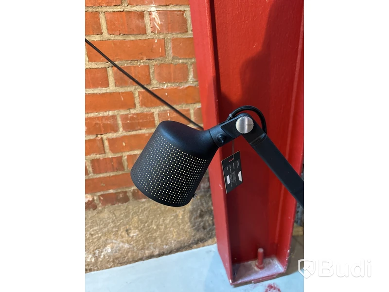 Lampa Vipp. Ord. pris inkl. moms: 4595 kr