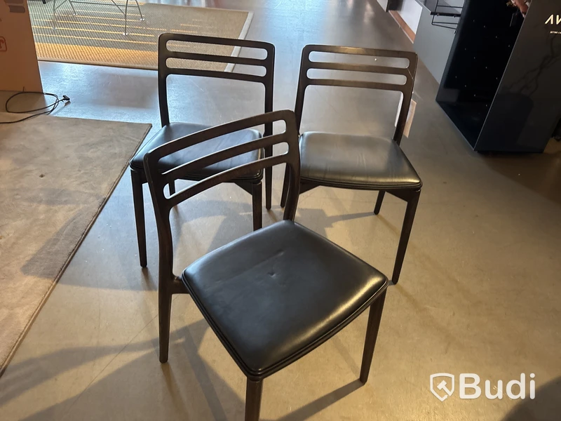 3 st. Stol Cabin chair. Totalt ord. pris inkl. moms: ca 25 485 kr