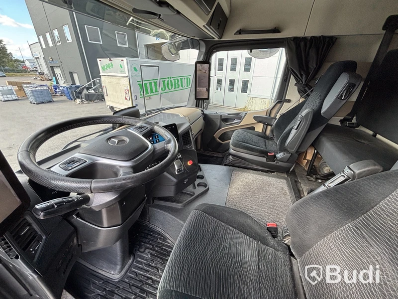 Lastbil Mercedes-Benz Actros 1836 10.7 PowerShift 3 -2020 | Körskolebil