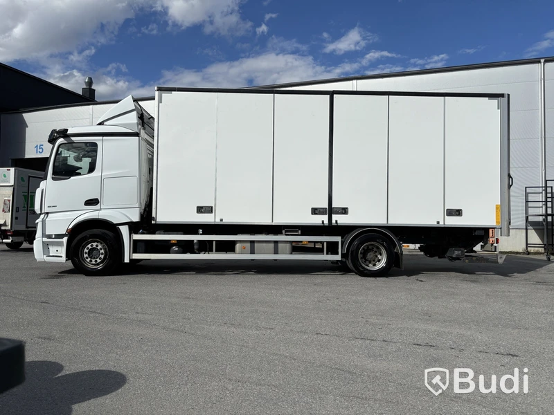 Lastbil Mercedes-Benz Actros 1836 10.7 PowerShift 3 -2020 | Körskolebil