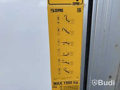 Lastbil Mercedes-Benz Actros 1836 10.7 PowerShift 3 -2020 | Körskolebil