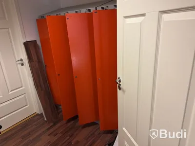 Palldragare, möbler & parti med blandat gods