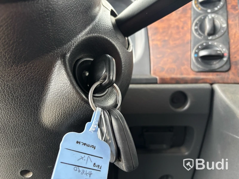 Lastbil Mercedes-Benz Atego 1524 7.7 BlueTec 6 -2015 | Höj & Sänk