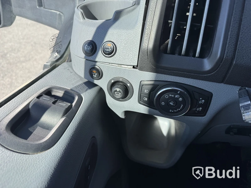 Lätt lastbil Ford Transit 350 2.0 TDCi SelectShift -2018 | Zepro