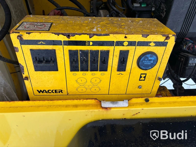 Belysningsmast Wacker LTC4 | Reparationsobjekt
