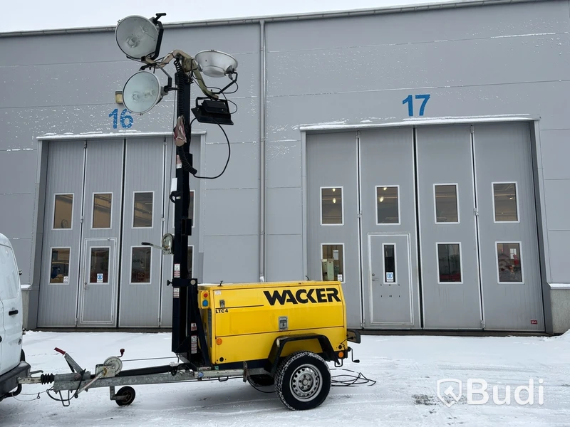 Belysningsmast Wacker LTC4 | Reparationsobjekt