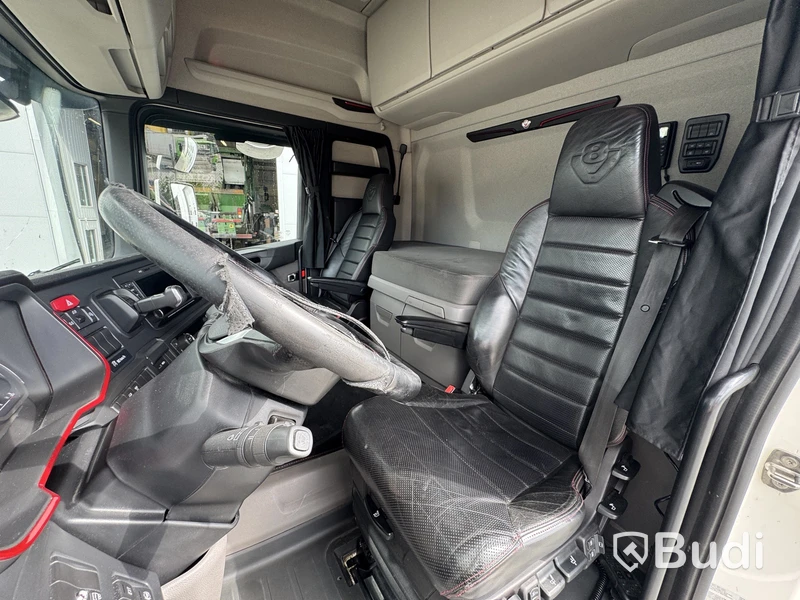Long-haul truck Scania R590 16.4 V8 6x2-4 -2021 | Zepro | Recently inspected