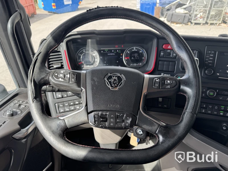 Long-haul truck Scania R590 16.4 V8 6x2-4 -2021 | Zepro | Recently inspected