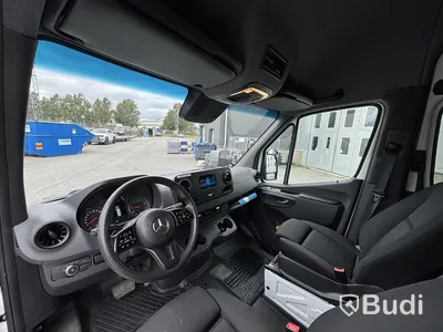 Box van Mercedes-Benz Sprinter 419 CDI 3.0 V6 -2021 | C1 licence
