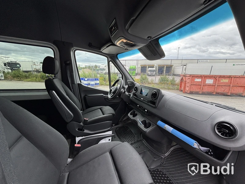 Box van Mercedes-Benz Sprinter 419 CDI 3.0 V6 -2021 | C1 licence