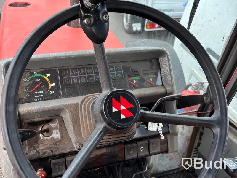 Traktor Massey Fergusson 3070 4WD 3070 4Wd -1990