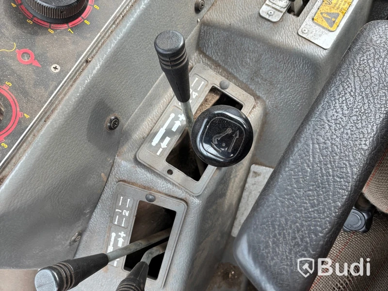Traktor Massey Fergusson 3070 4WD 3070 4Wd -1990