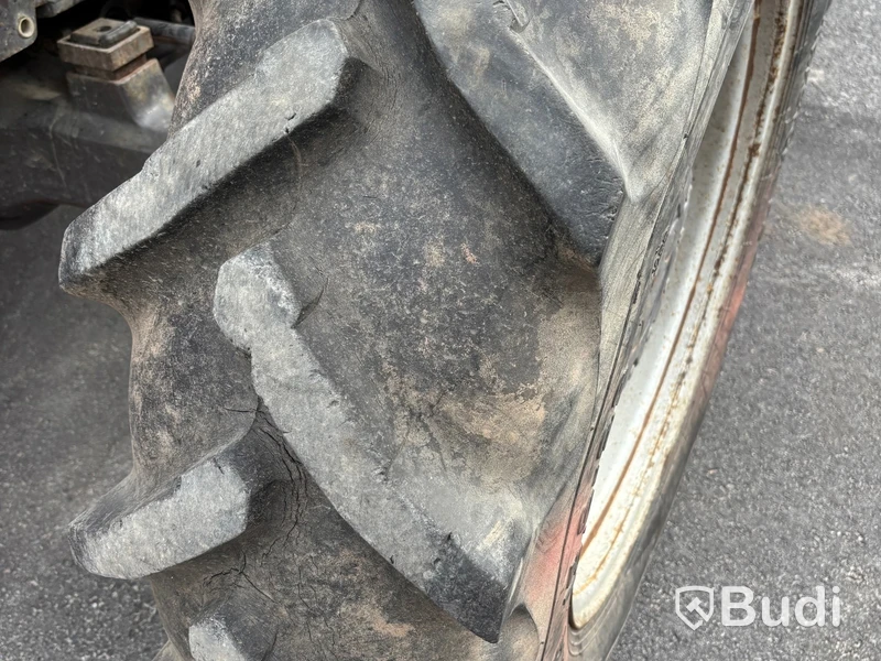 Traktor Massey Fergusson 3070 4WD 3070 4Wd -1990