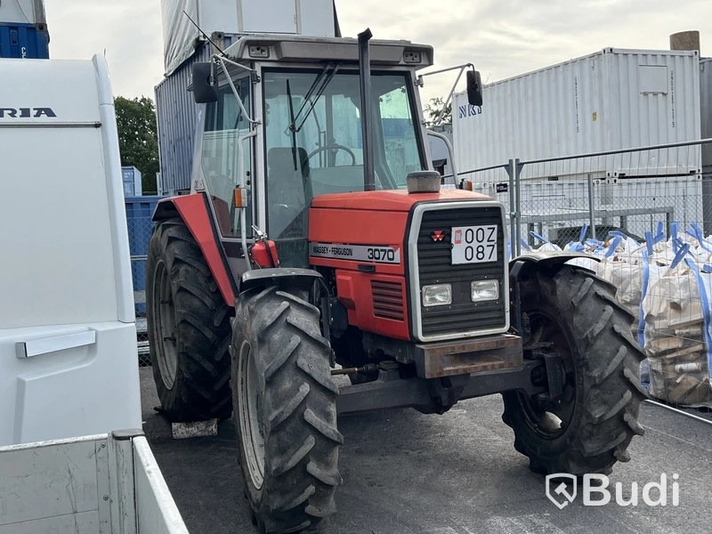 Traktor Massey Fergusson 3070 4WD 3070 4Wd -1990