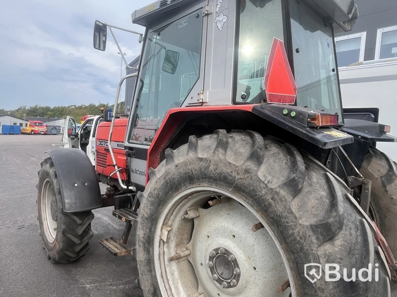 Traktor Massey Fergusson 3070 4WD 3070 4Wd -1990