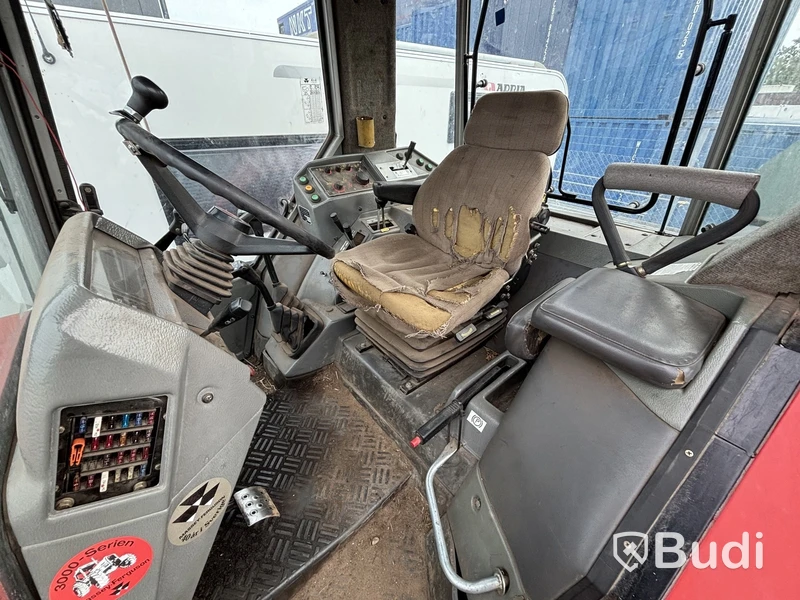 Traktor Massey Fergusson 3070 4WD 3070 4Wd -1990