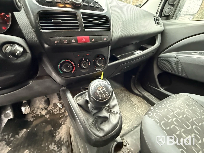 Skåpbil Fiat Doblo -2013 | Reparationsobjekt
