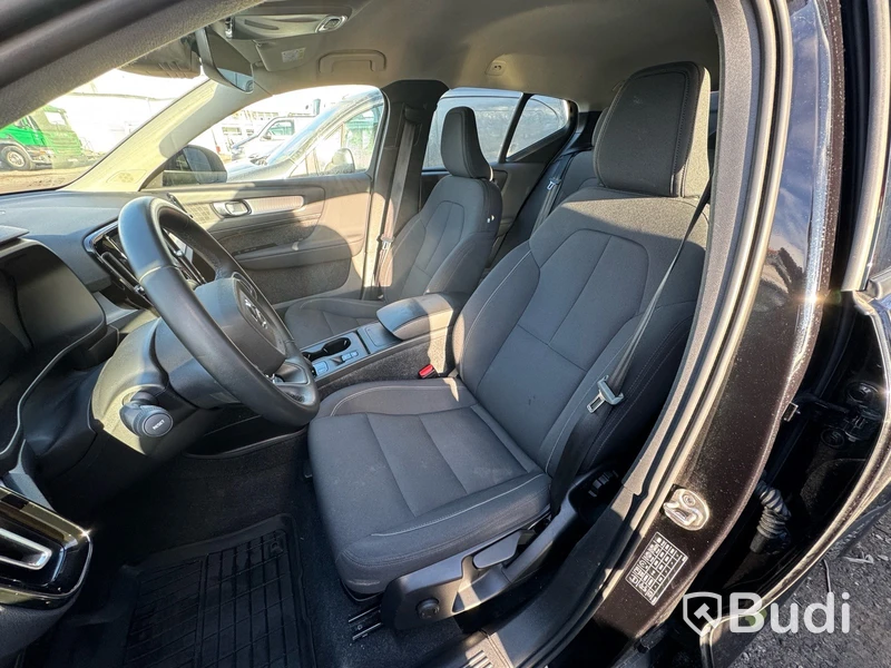 Personbil Volvo XC40 T3 Momentum -2021